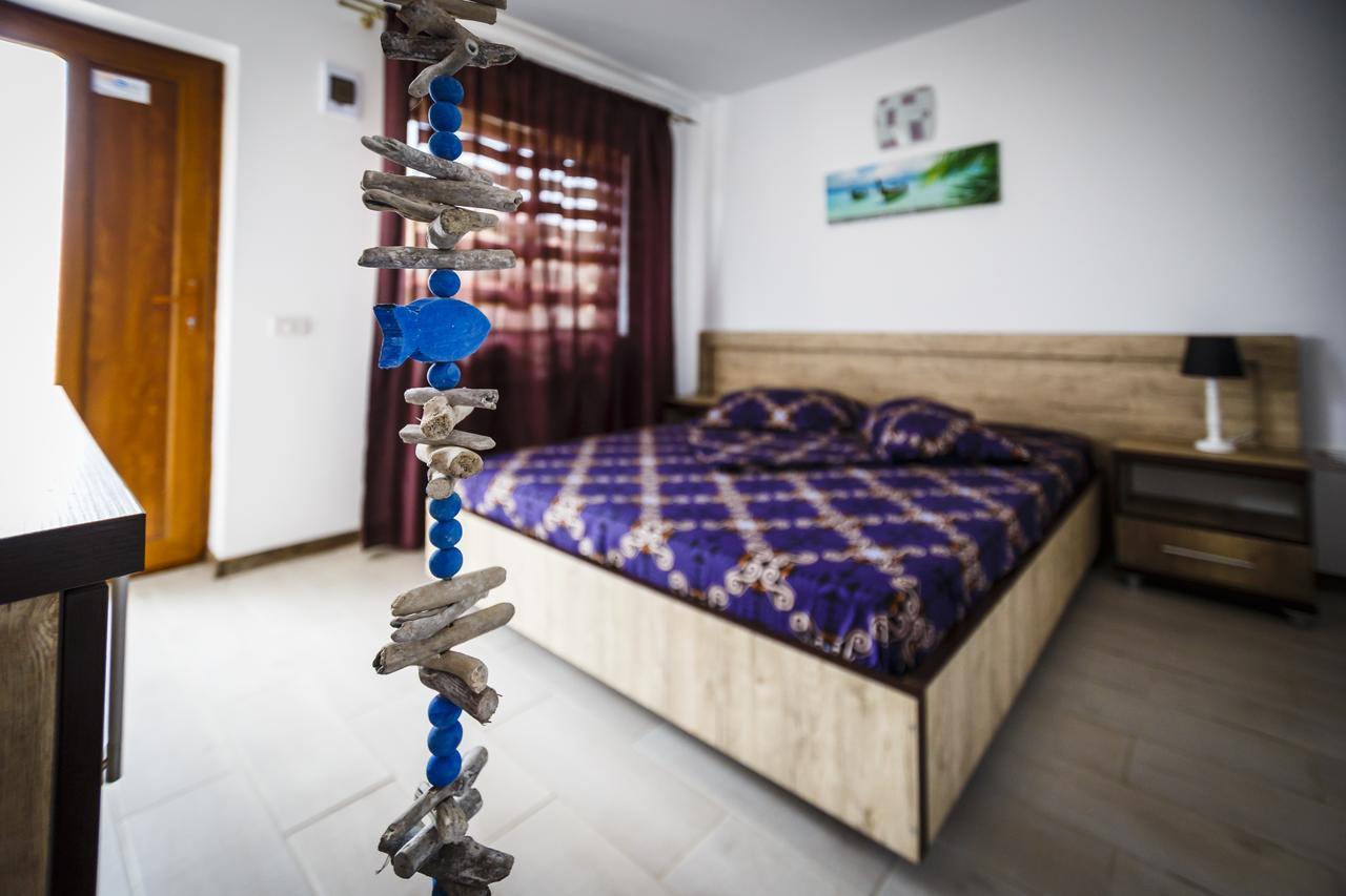 Hotel Casa Tudorascu à Vama Veche Extérieur photo