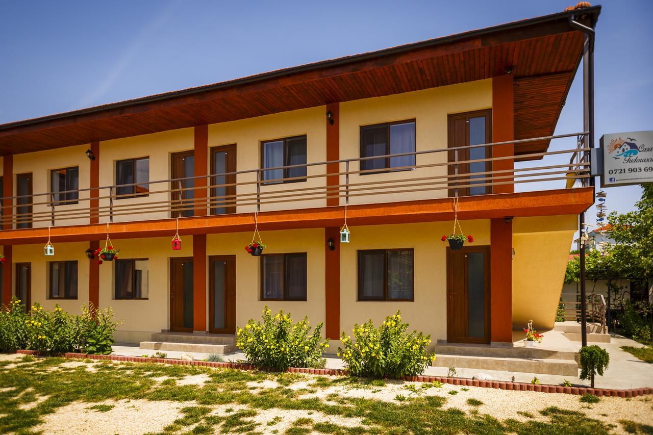 Hotel Casa Tudorascu à Vama Veche Extérieur photo